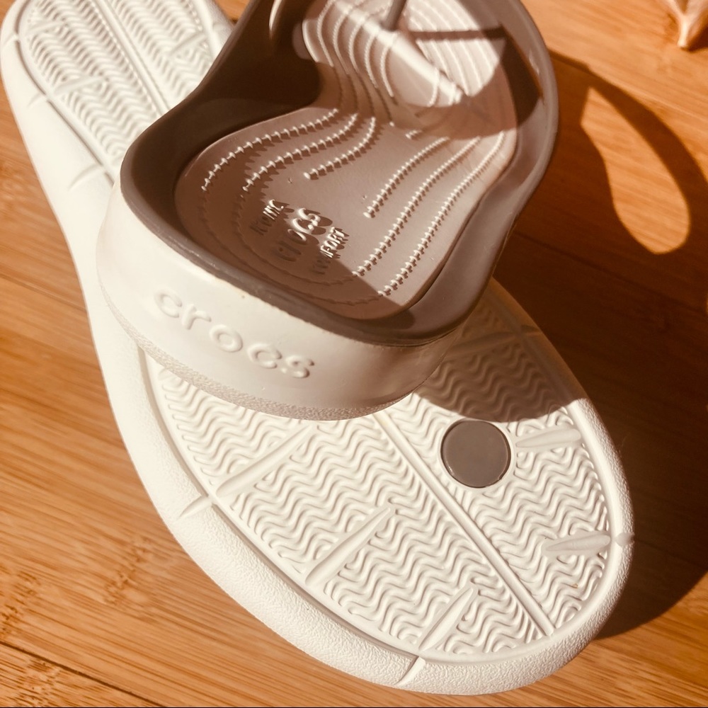 Crocs Iconic Comfort White/Grey Flip Flops Size 9 - Picture 7 of 7